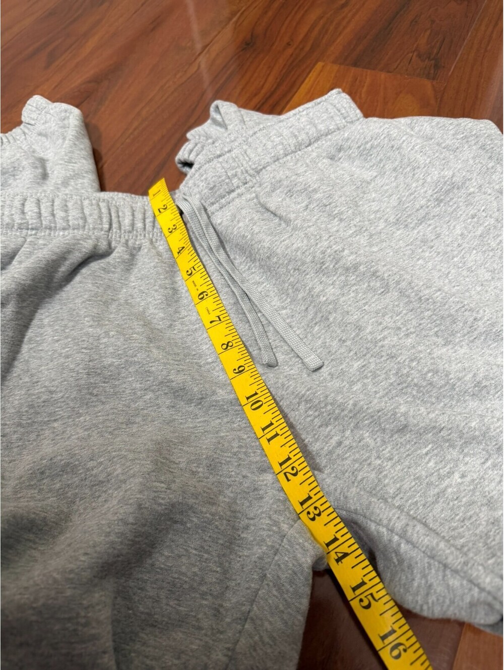 Nike Sportswear Fleece Grey Joggers Cargo Pants 28" Women's M Pocket DQ5196-063 - Picture 7 of 8